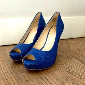 Gemstone blue heels